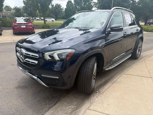 Used 2021 Mercedes-Benz GLE 350 4MATIC image 3