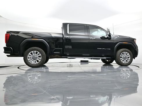 Used 2023 GMC Sierra 2500 Denali w/ Denali Ultimate Package image 24
