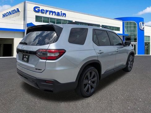 Used 2026 Honda Pilot Sport image 5