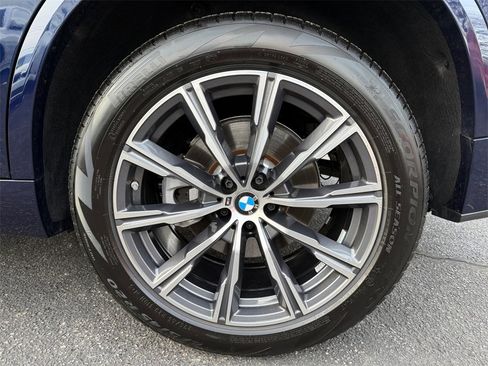 Used 2025 BMW X5 xDrive40i image 16