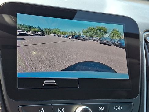 Used 2025 Chevrolet Malibu LT FWD image 30