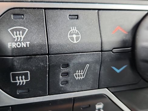 Used 2024 Jeep Wrangler Unlimited Rubicon w/ Convenience Group image 22