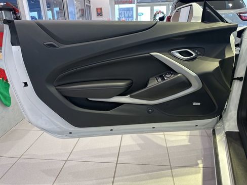 Used 2023 Chevrolet Camaro LT image 15