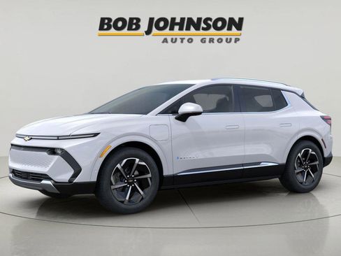 New 2025 Chevrolet Equinox EV LT image 2