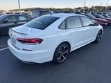 Used 2022 Volkswagen Passat 2.0T R-Line image 3