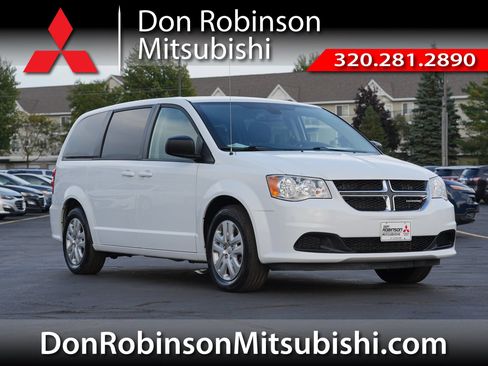 Used 2018 Dodge Grand Caravan SE w/ UConnect Hands-Free Group FWD image 1