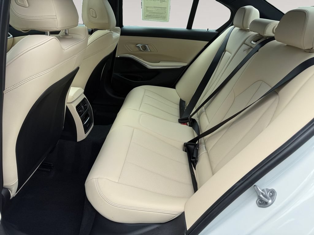 Certified 2026 BMW 330i xDrive Sedan AWD/4WD image 13