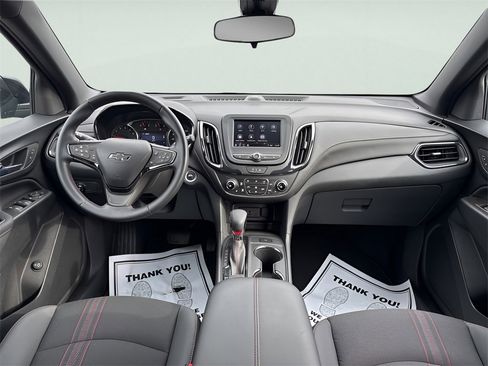 Used 2023 Chevrolet Equinox RS image 12