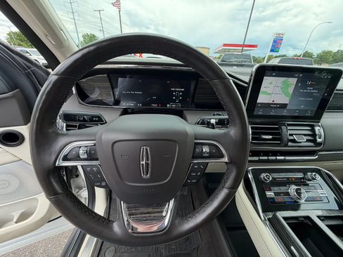 Used 2021 Lincoln Navigator L Black Label AWD/4WD image 21