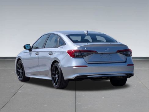 Used 2022 Honda Civic Sport image 3