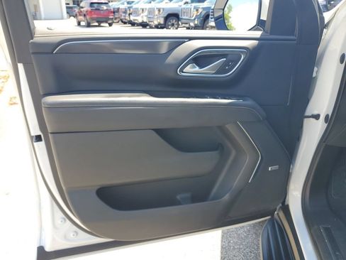 Certified 2022 GMC Yukon XL AT4 AWD/4WD image 25