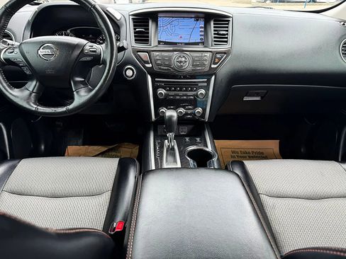 Used 2019 Nissan Pathfinder SV w/ Rock Creek Edition FWD image 14