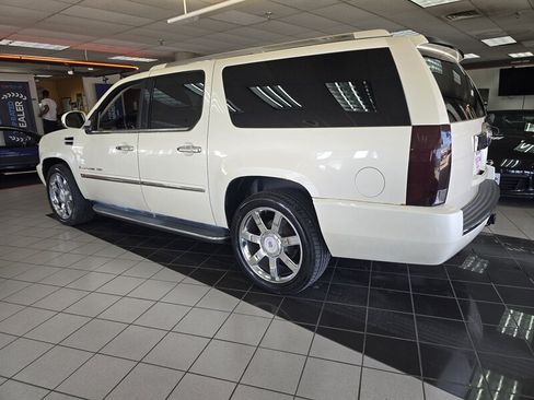 Used 2008 Cadillac Escalade ESV AWD image 7