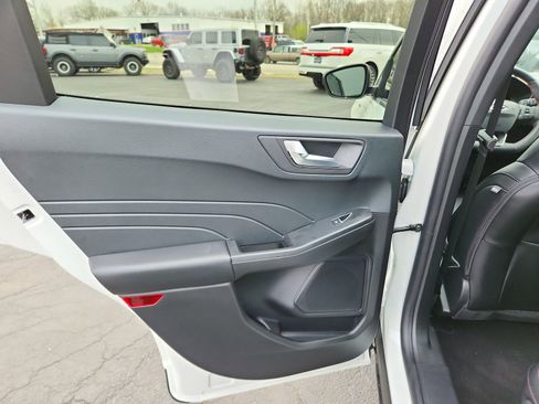 New 2026 Ford Escape ST-Line w/ Tech Pack #1 image 24