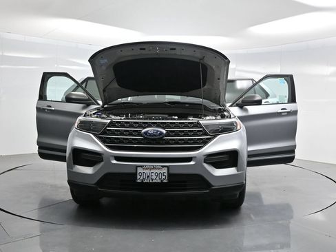 Used 2022 Ford Explorer XLT RWD image 42