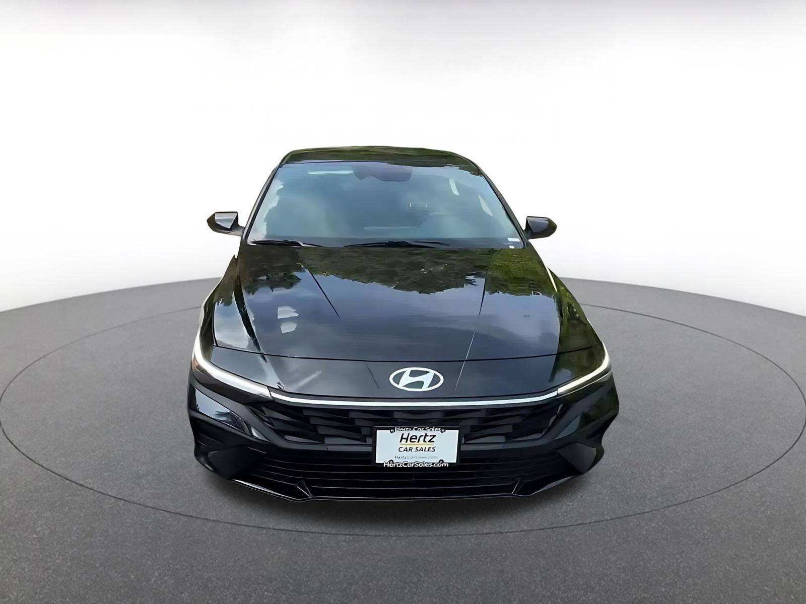 Used 2026 Hyundai Elantra Sport FWD image 3
