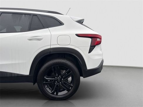 Used 2025 Chevrolet Trax ACTIV w/ Driver Confidence Package image 30