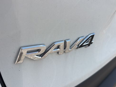 Used 2025 Toyota RAV4 XLE Premium AWD/4WD image 30