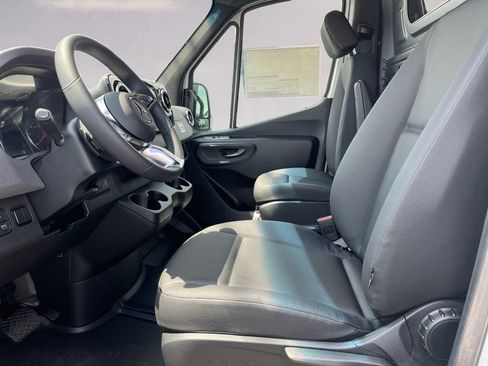 New 2025 Mercedes-Benz Sprinter 2500 image 7