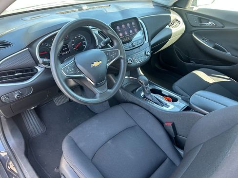 Used 2023 Chevrolet Malibu LT FWD image 25