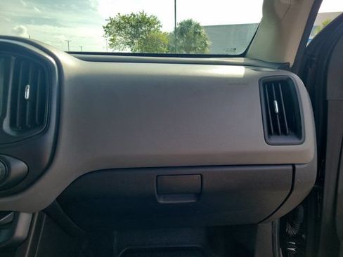 Used 2018 Chevrolet Colorado 2WD Extended Cab image 7