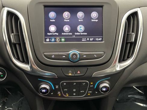 Certified 2024 Chevrolet Equinox LT image 3