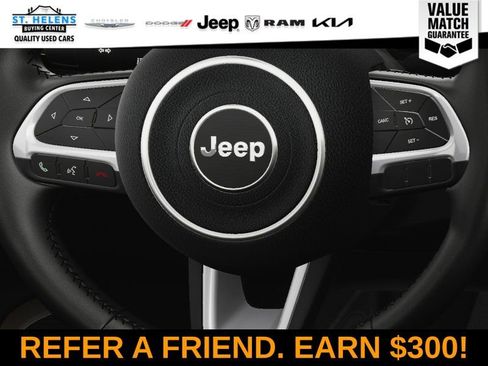 Used 2023 Jeep Renegade Latitude w/ Sun/Sound Group AWD/4WD image 25