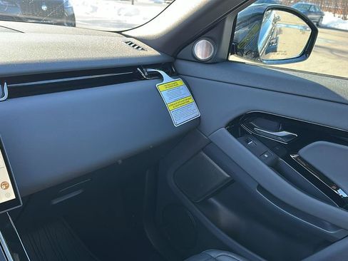 New 2026 Land Rover Range Rover Evoque Dynamic SE image 19