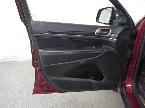 Used 2014 Jeep Grand Cherokee Limited w/ Trailer Tow Group IV image 20