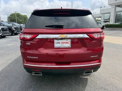 Used 2019 Chevrolet Traverse Premier w/ Driver Confidence II Package FWD image 7