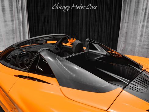 Used 2022 McLaren 765LT image 46
