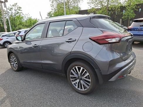 Certified 2024 Nissan Kicks SV image 4
