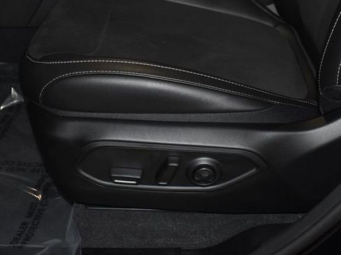 New 2025 Jeep Grand Cherokee L Altitude image 11