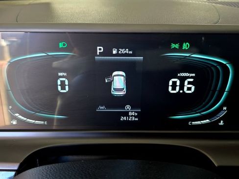 Used 2025 Kia Seltos S FWD image 13