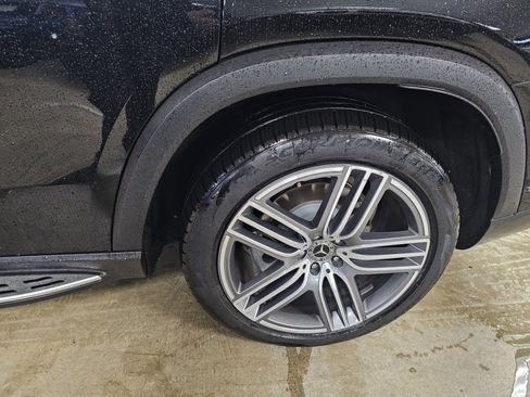 Certified 2025 Mercedes-Benz GLS 450 4MATIC image 12