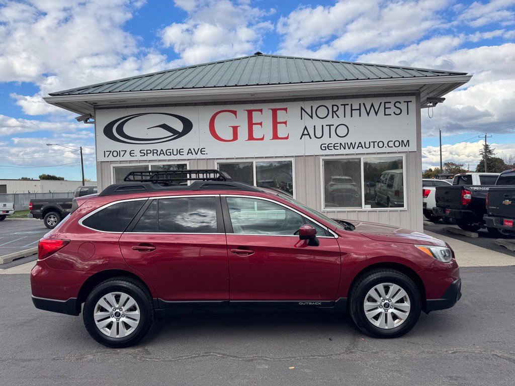 Used 2016 Subaru Outback 2.5i Premium AWD/4WD image 2