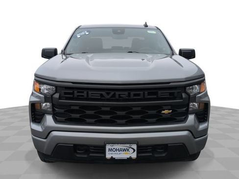 Used 2024 Chevrolet Silverado 1500 Custom image 1