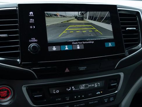 Used 2021 Honda Pilot EX image 10