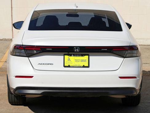 Used 2023 Honda Accord EX image 45