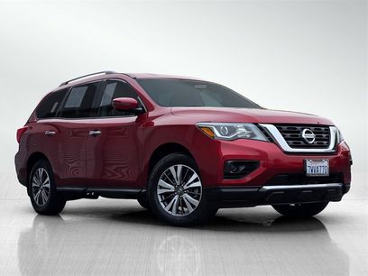 Used 2017 Nissan Pathfinder S