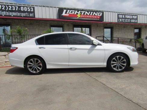 Used 2014 Honda Accord Sport image 5