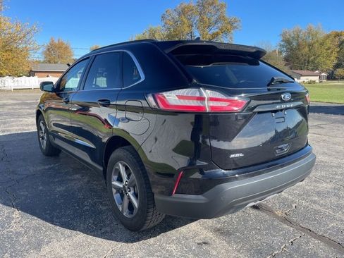 Used 2022 Ford Edge SEL w/ Sport Appearance Package image 2