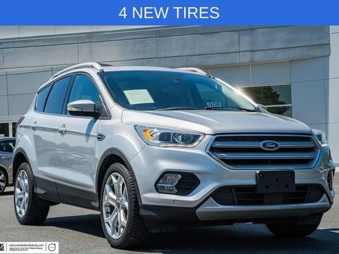 Used 2019 Ford Escape Titanium AWD/4WD image 1