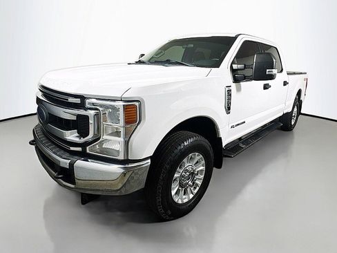 Used 2020 Ford F250 XLT image 3