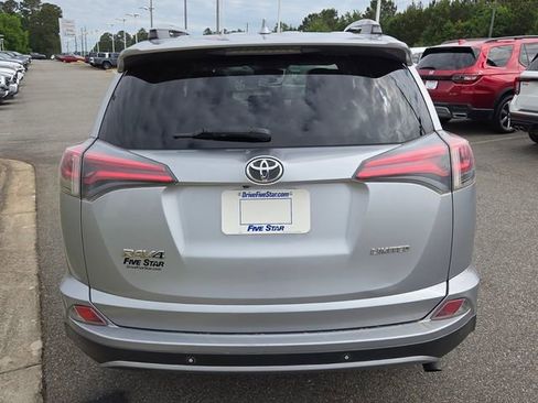 Used 2017 Toyota RAV4 Limited FWD image 11