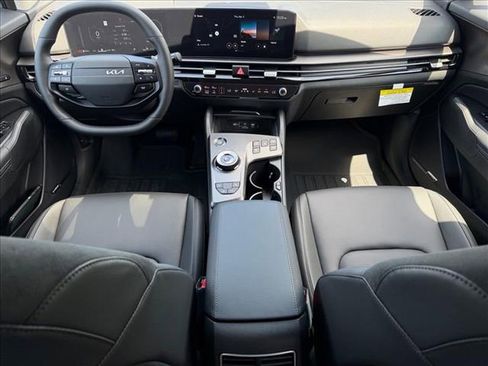 New 2026 Kia Sportage SX Prestige AWD/4WD image 16
