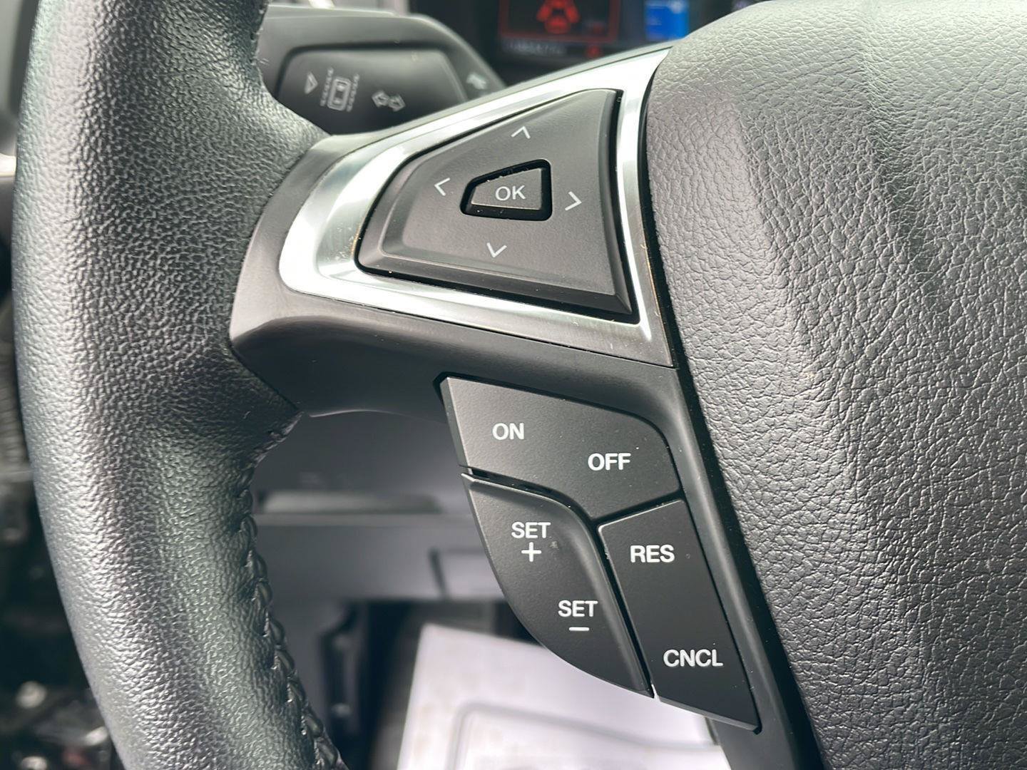 Used 2023 Ford Edge SEL w/ Convenience Package AWD/4WD image 14