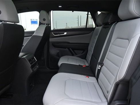 New 2025 Volkswagen Atlas Cross Sport SEL image 20