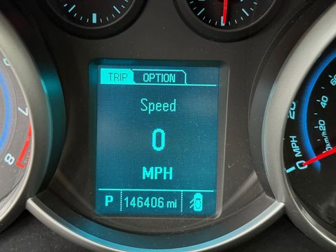 Used 2015 Chevrolet Cruze LT image 20