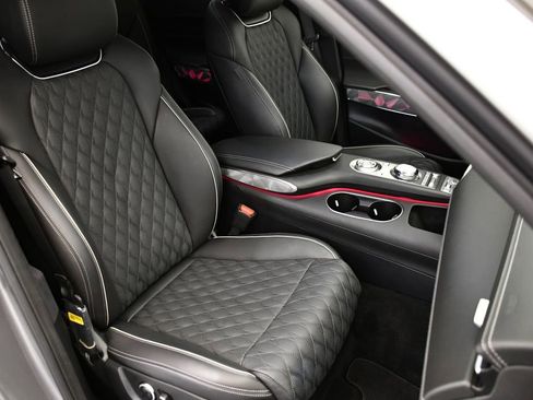 Used 2025 Genesis GV70 3.5T Sport w/ Sport Advanced Package image 48